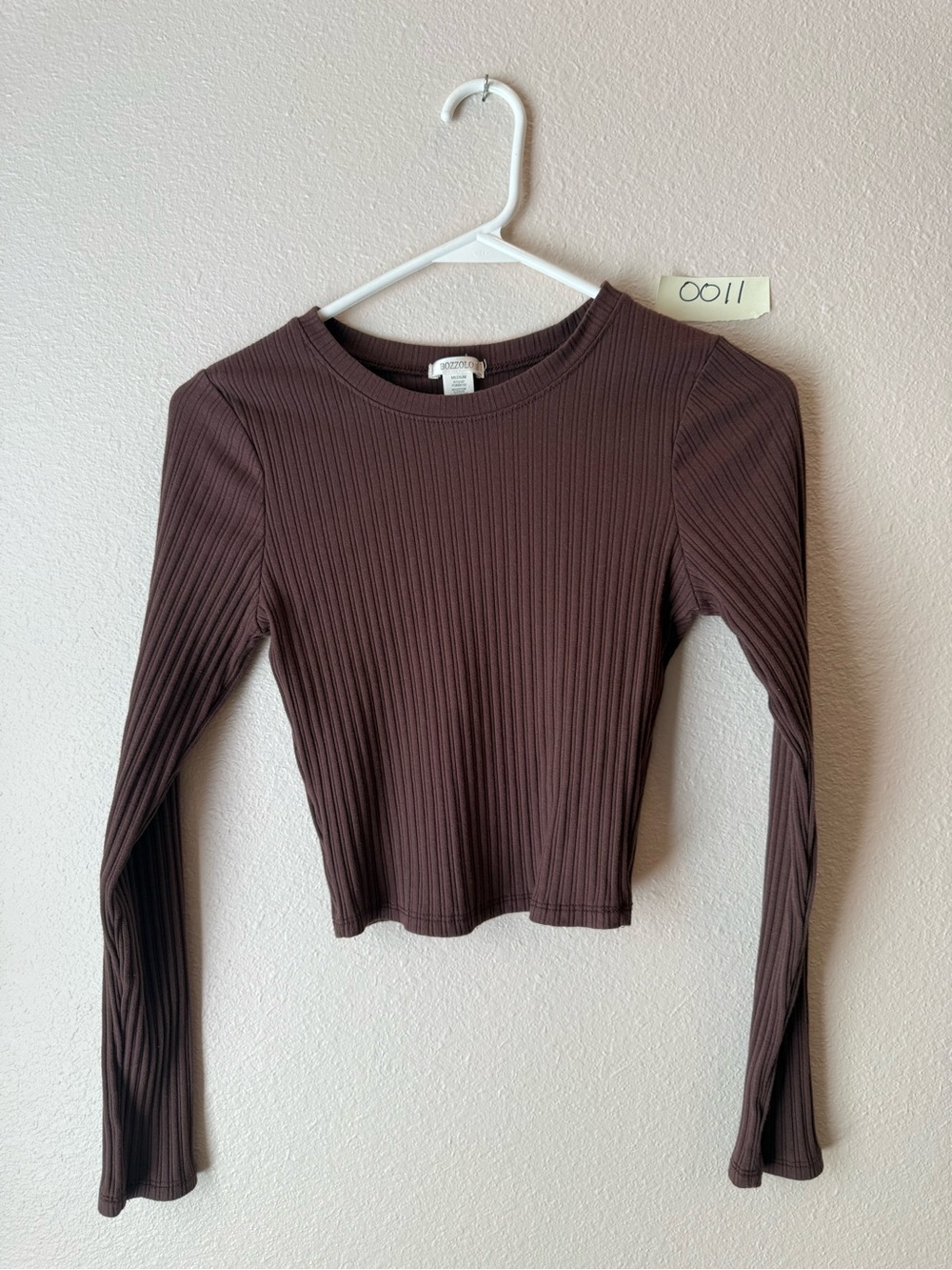 Bozzolo Chocolate Ribbed Long-Sleeve Crop Top